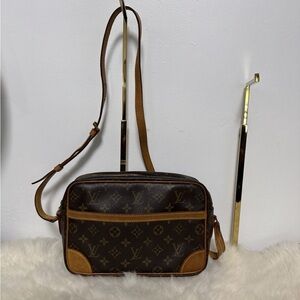Louis Vuitton Brown Monogram Shoulder Bag